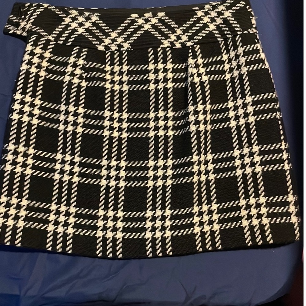 Mini A-line black and cream striped skirt from J.crew size 2